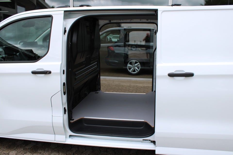 Ford Transit Custom 300 L2 2,0 EcoBlue Trend aut.