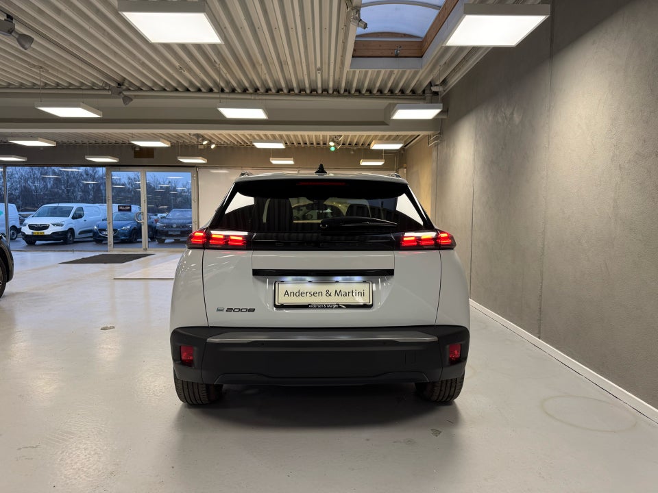 Peugeot e-2008 50 Style 5d