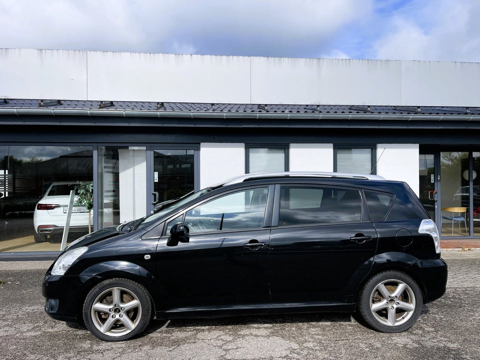 Toyota Corolla Verso 2,2 D-4D 136 Sol 7prs 5d