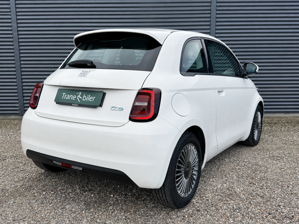 Fiat 500e 42 Icon 3d