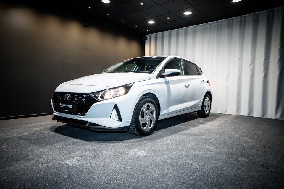 Hyundai i20 1,0 T-GDi Essential DCT 5d