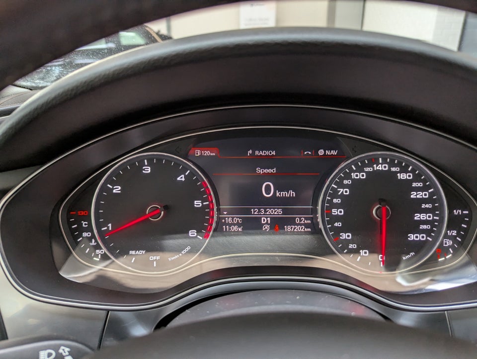 Audi A6 3,0 TDi 218 quattro S-tr. 4d