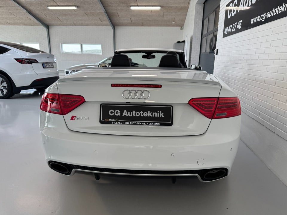 Audi RS5 4,2 FSi Cabriolet quattro S-tr. 2d