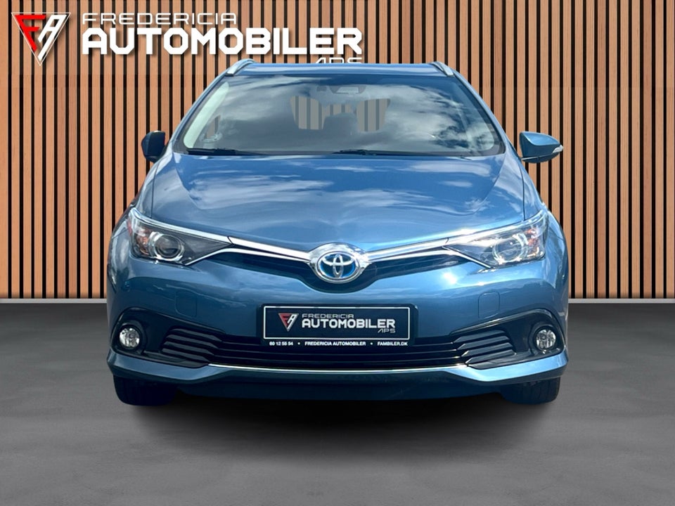 Toyota Auris 1,8 Hybrid H2 Comfort CVT 5d