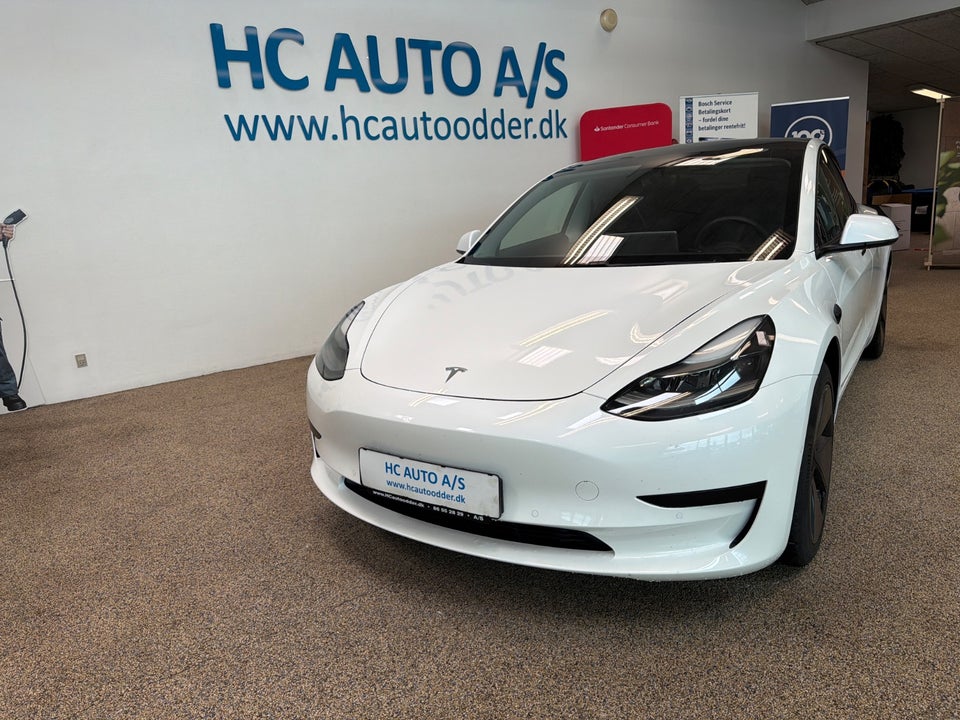 Tesla Model 3 Standard Range+ RWD 4d