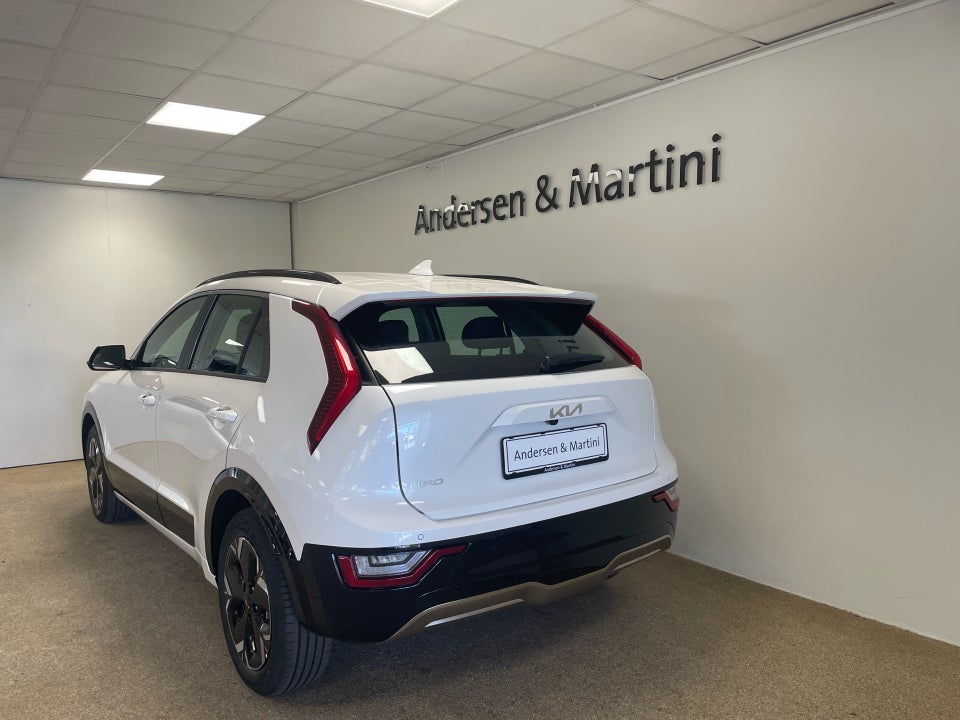 Kia Niro 64 EV Prestige 5d