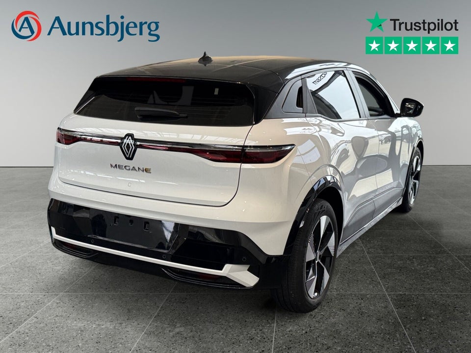 Renault Megane E-Tech 40 Equilibre 5d