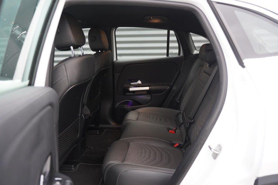 Mercedes EQA250+ Progressive 5d