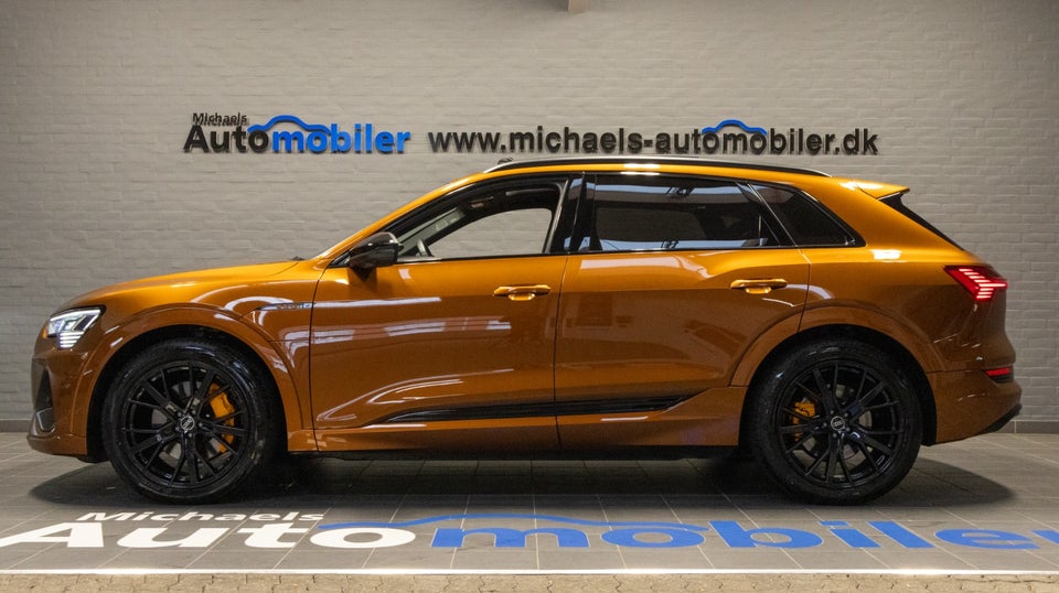 Audi e-tron 55 S-line quattro 5d