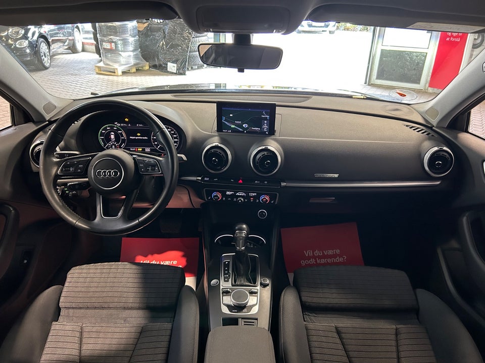 Audi A3 40 TFSi e Sportback S-tr. 5d