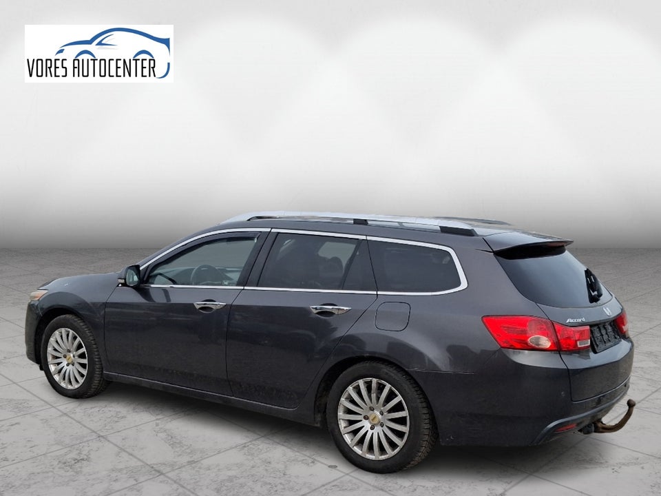 Honda Accord 2,2 i-DTEC Executive Tourer aut. 5d