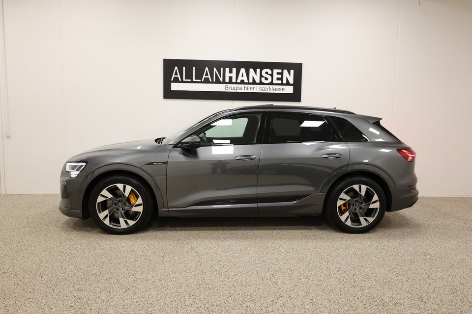 Audi e-tron 55 S-line quattro 5d
