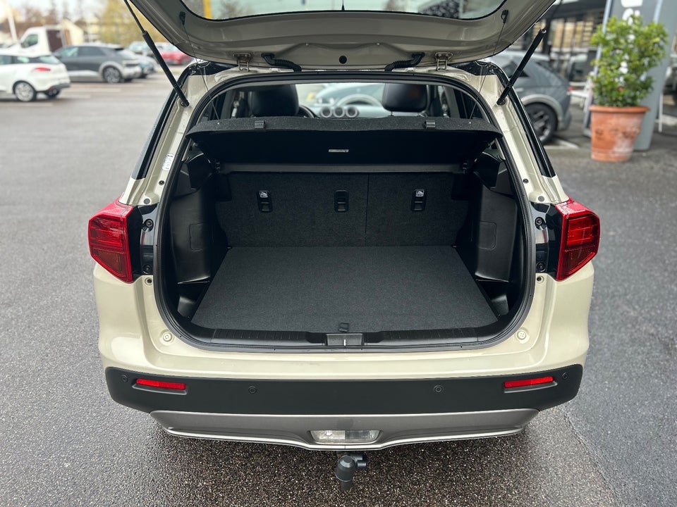 Suzuki Vitara 1,4 mHybrid Adventure 5d