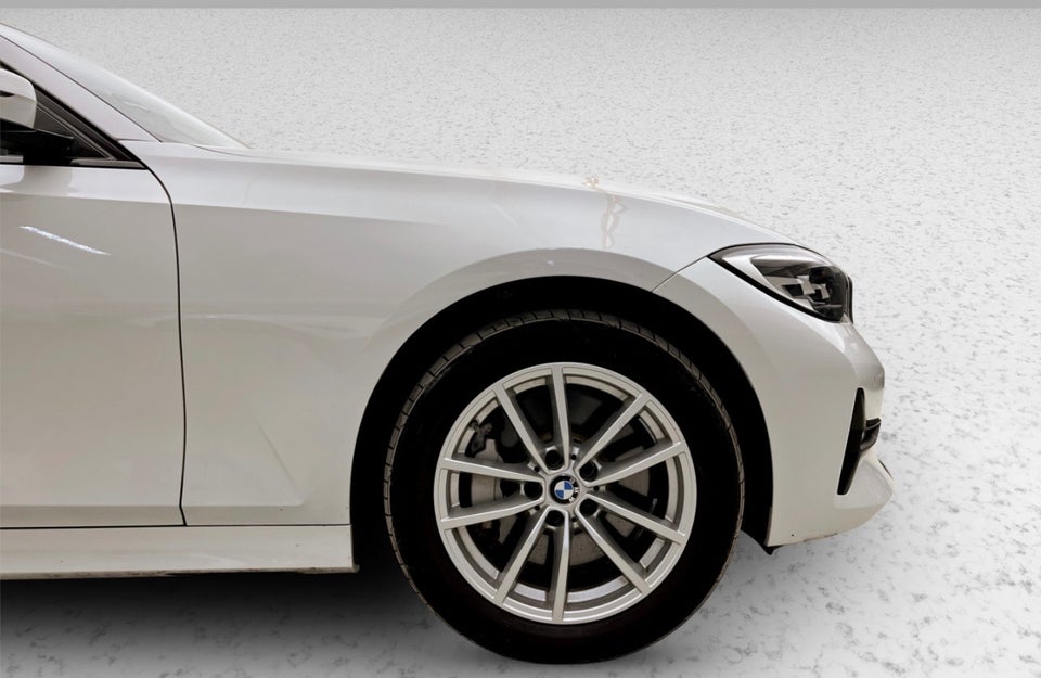 BMW 330e 2,0 Touring Sport Line aut. 5d