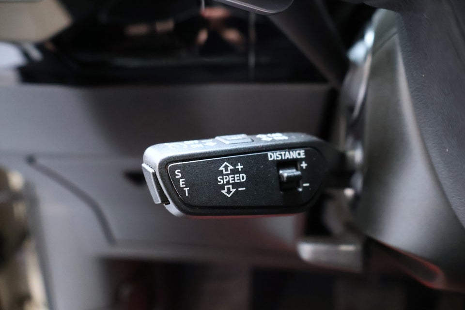 Audi e-tron 55 S-line quattro 5d