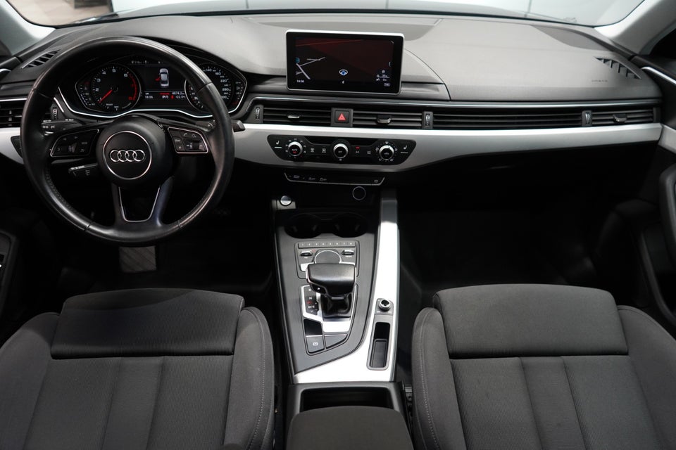 Audi A4 2,0 TFSi 190 Sport S-tr. 4d