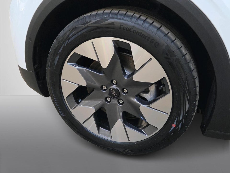Ford Explorer 77 Premium Extended Range 5d