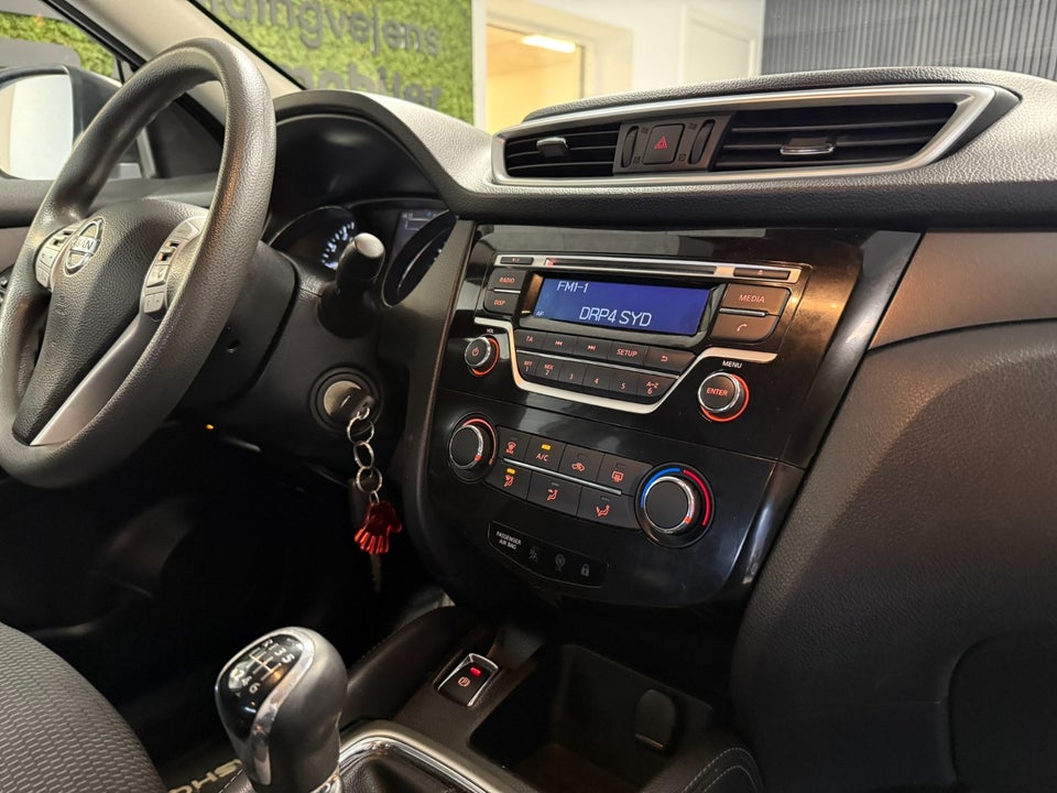 Nissan Qashqai 1,2 Dig-T 115 Acenta 5d