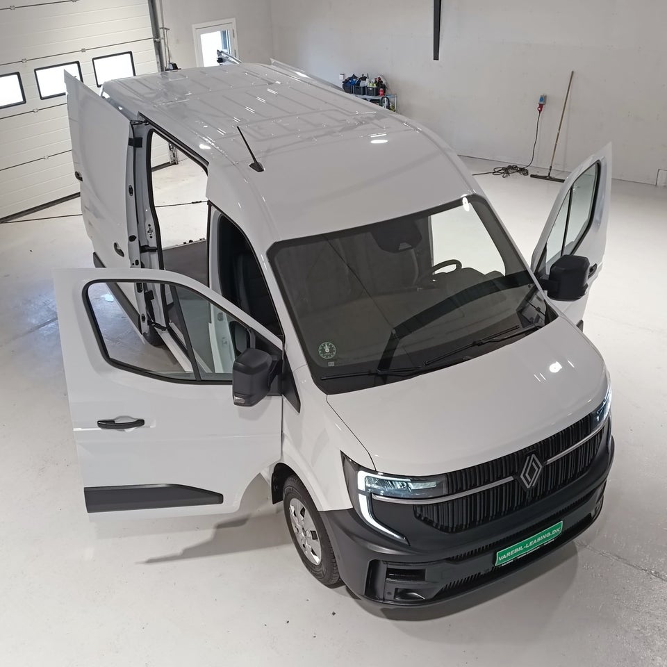 Renault Master V T33 2,0 dCi 150 L2H2 Kassevogn Tekno aut.