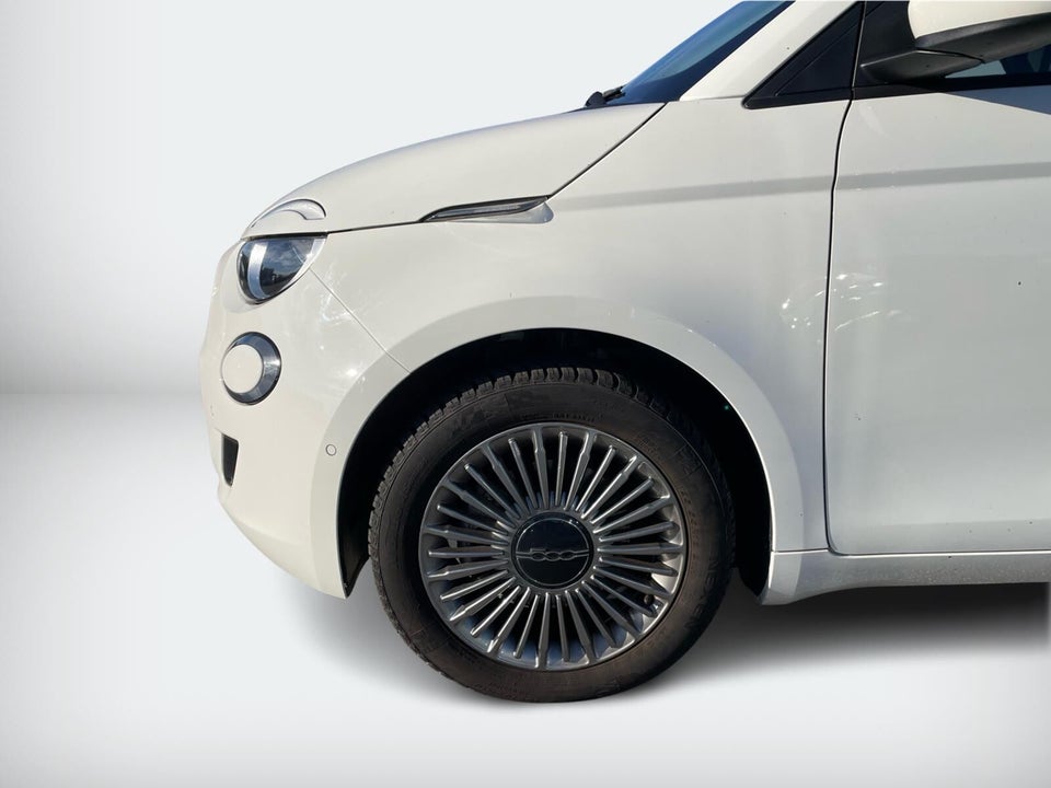 Fiat 500e 42 Icon Cabrio 2d