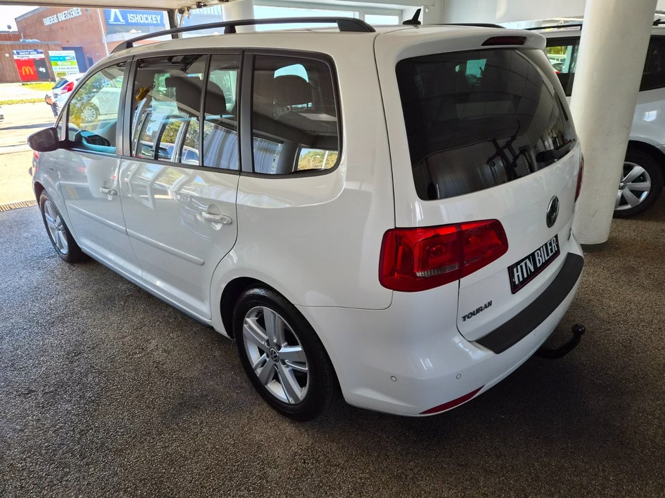 VW Touran 1,6 TDi 105 Match BMT 7prs 5d