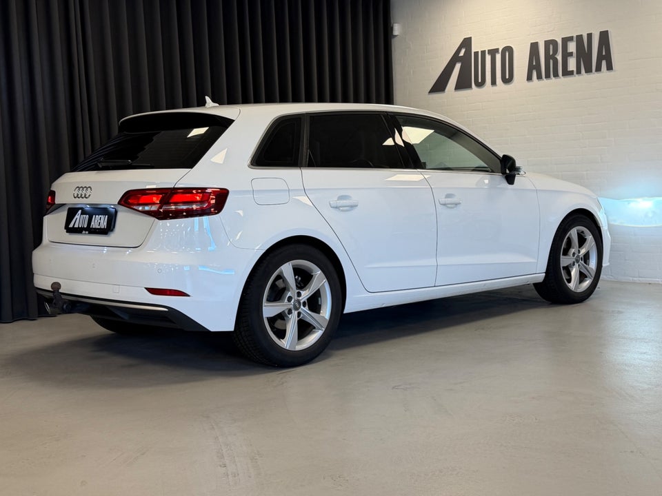 Audi A3 1,6 TDi 110 Sport Sportback S-tr. 5d