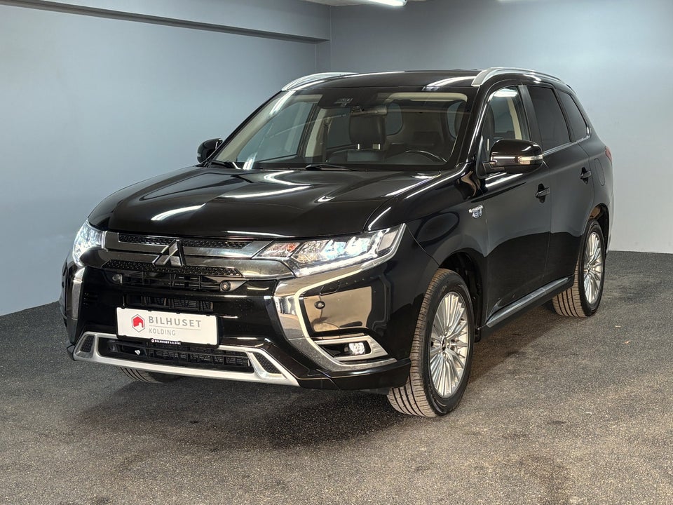 Mitsubishi Outlander 2,4 PHEV Intense CVT 4WD 5d