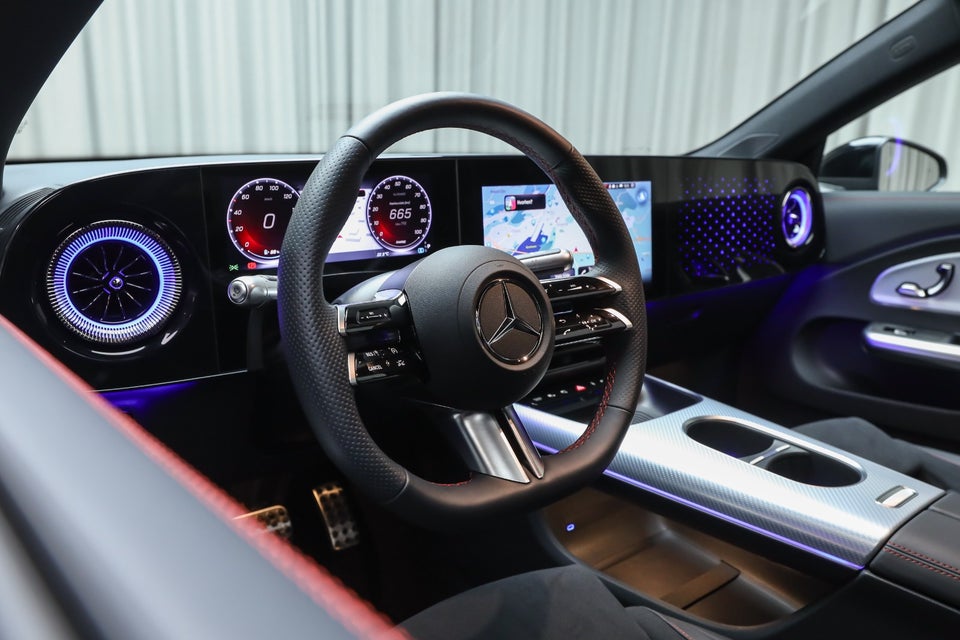 Mercedes CLA250+ EQ AMG Advance Plus 4d