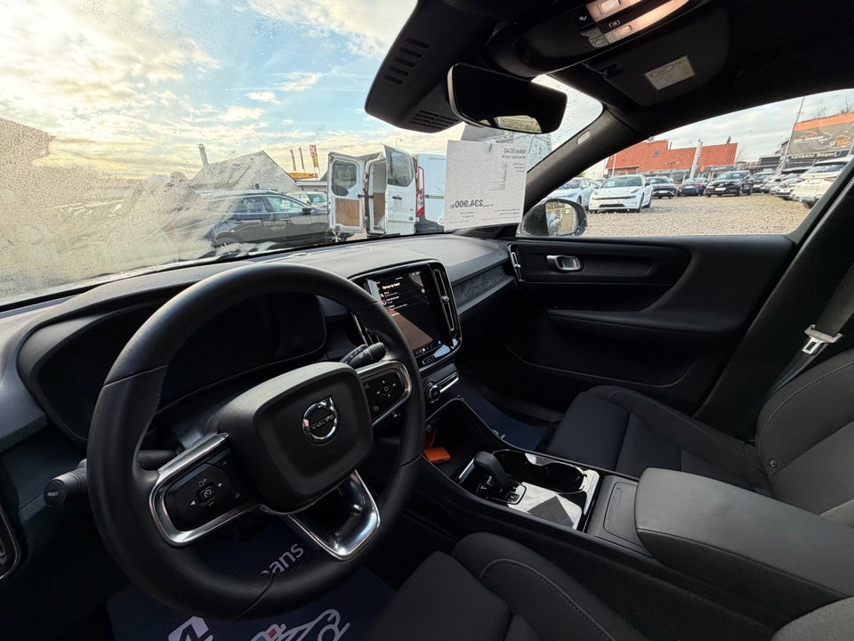 Volvo XC40 P6 ReCharge Core 5d