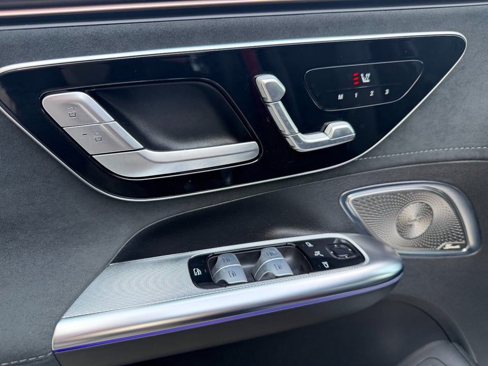 Mercedes EQE350 AMG Line Premium 4d
