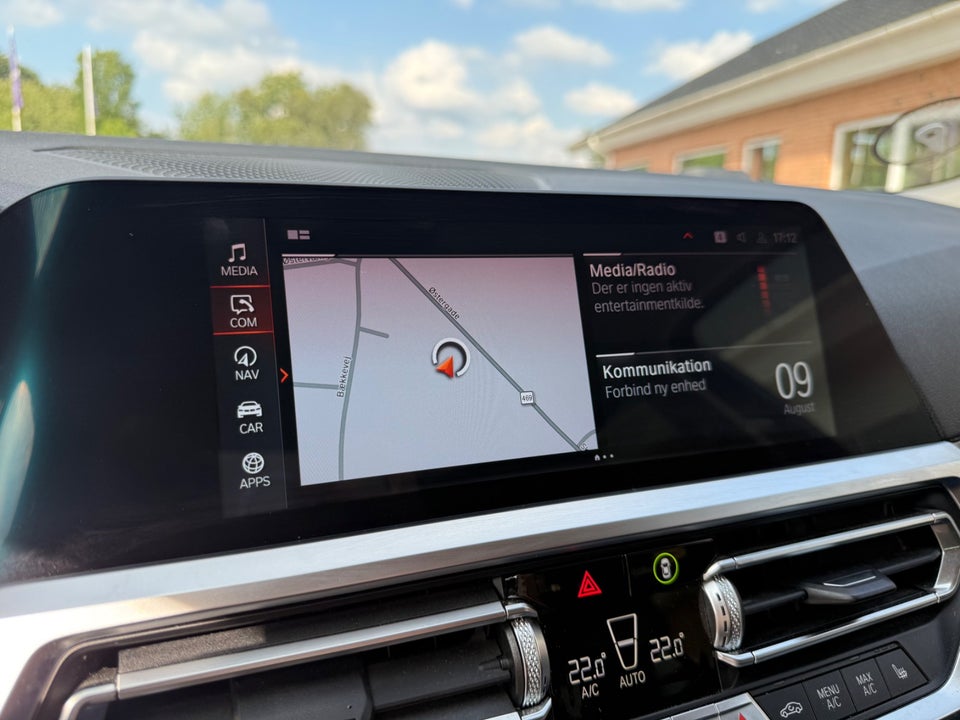 BMW 330e 2,0 Touring Sport Line aut. 5d