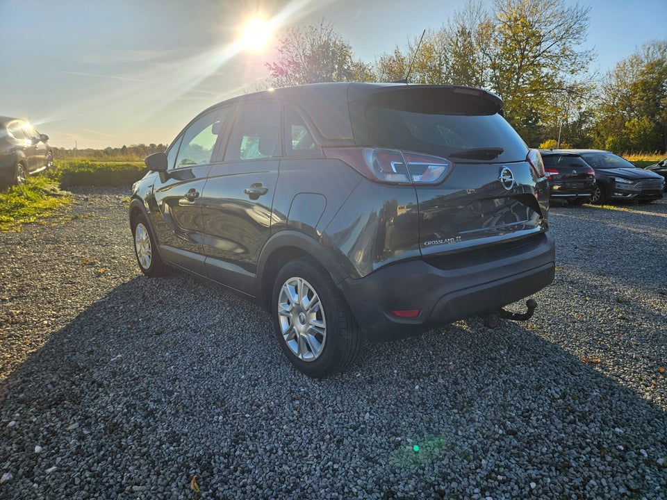 Opel Crossland X 1,2 Enjoy Special 5d
