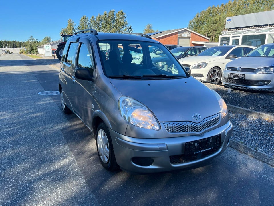 Toyota Yaris Verso 1,3 Terra Komfort 5d