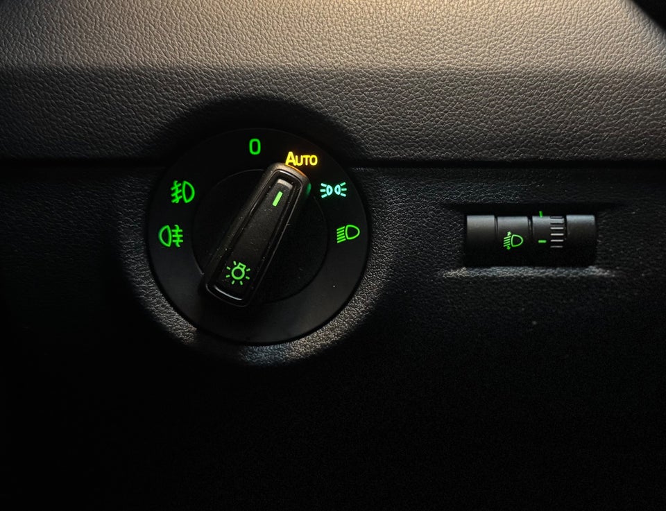 Skoda Octavia 1,4 TSi 140 Ambition DSG 5d