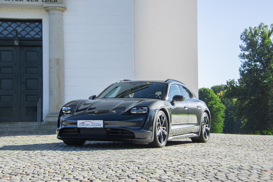 Porsche Taycan 4 Performance+ Cross Turismo 5d
