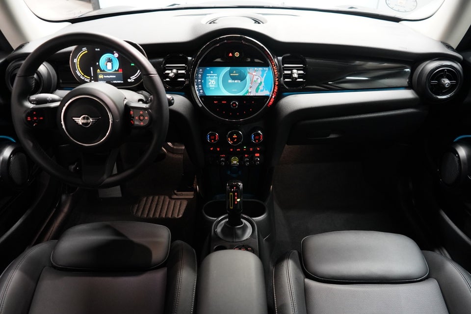 MINI Cooper SE Classic Trim 3d