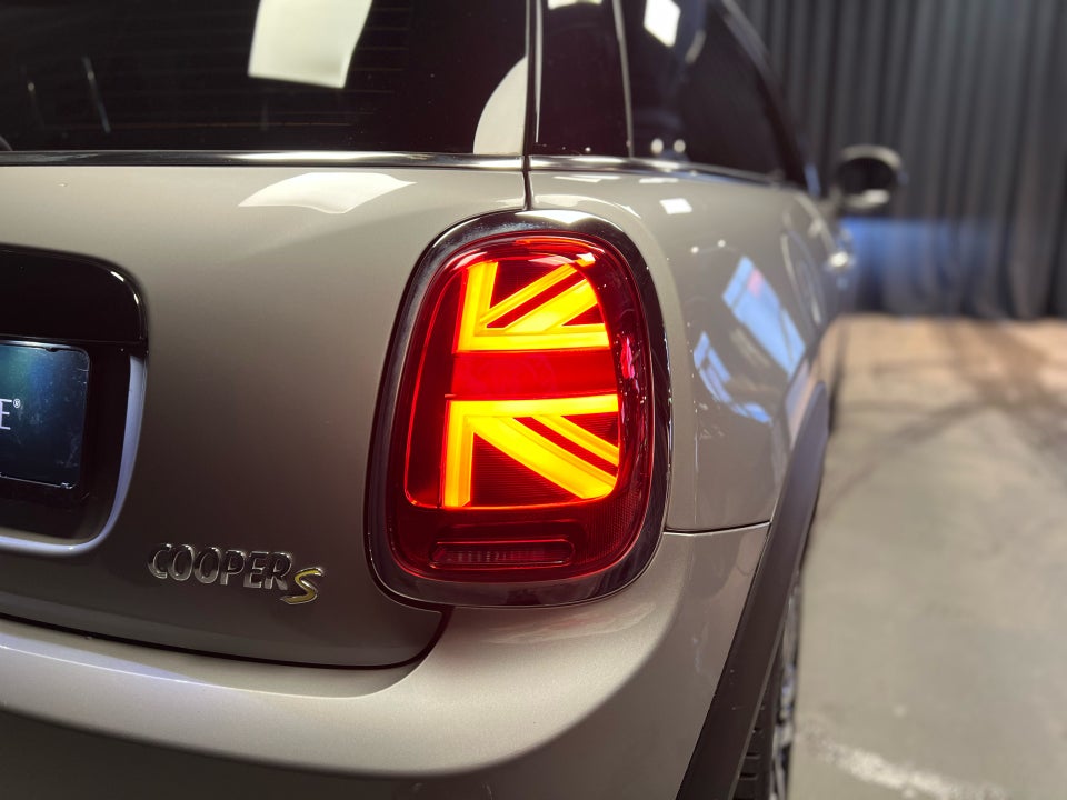 MINI Cooper SE Camden Edition 3d