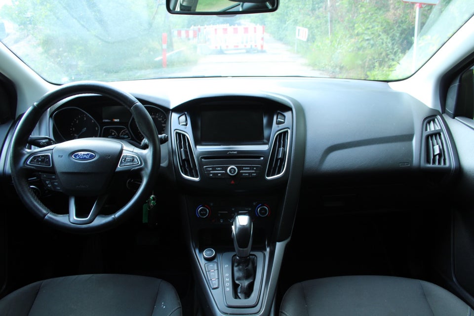 Ford Focus 1,5 TDCi 120 Business stc. aut. 5d