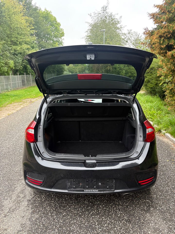 Kia Ceed 1,4 CVVT Style+ Clim 5d
