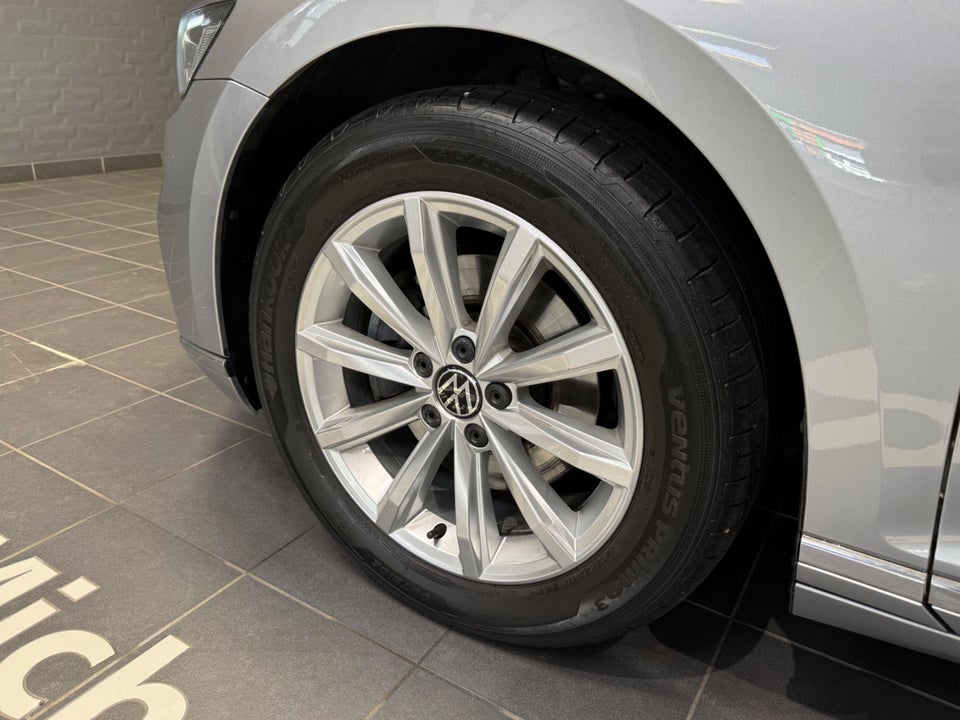 VW Passat 2,0 TDi 150 Elegance High Variant DSG 5d