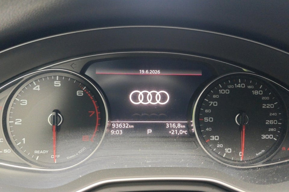 Audi A4 40 TFSi Advanced Prestige Tour plus S-tr. 4d