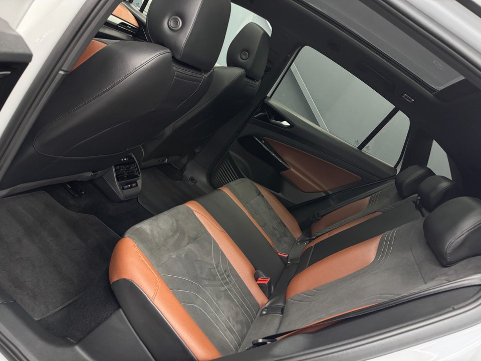 VW ID.4 77 Pro Performance Tech 5d