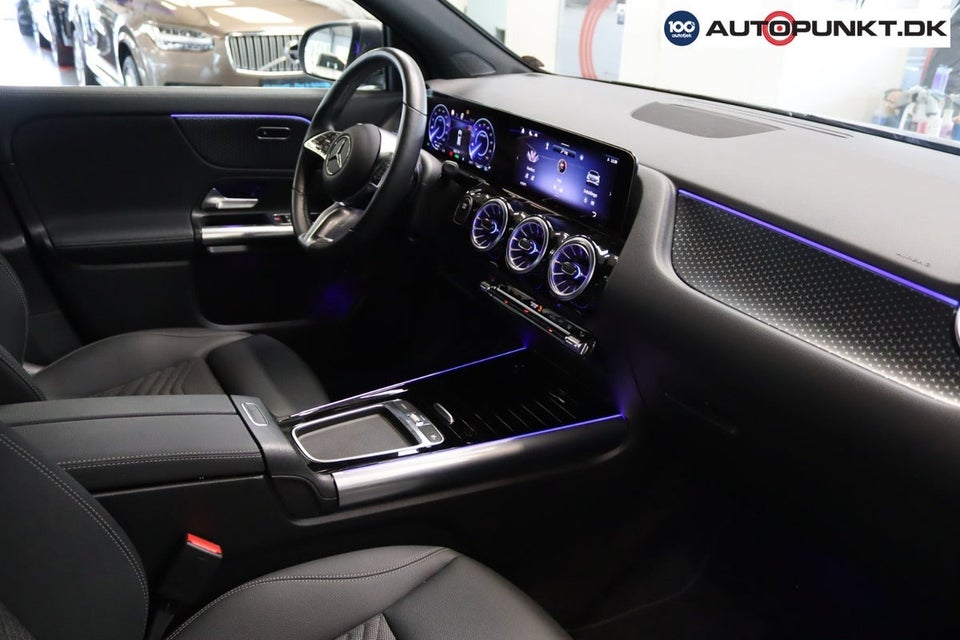 Mercedes EQA300 Progressive 4Matic 5d