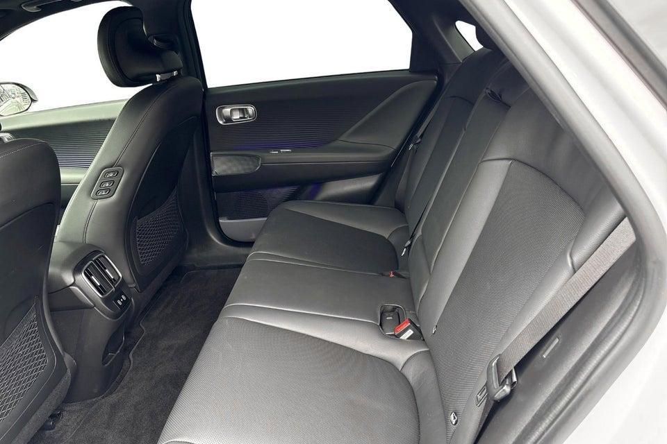 Hyundai Ioniq 6 77 Ultimate AWD 4d