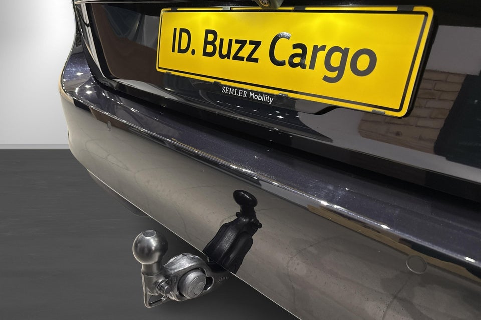 VW ID.Buzz 86 GTX 4Motion LWB Van 5d