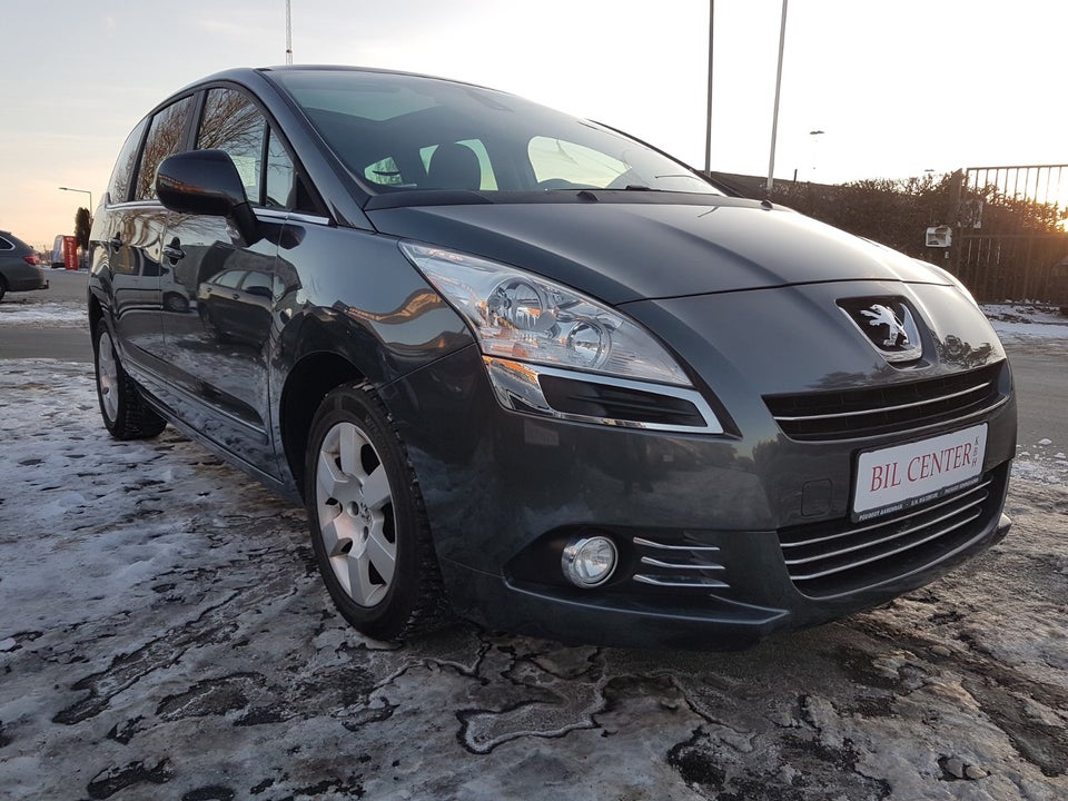 Peugeot 5008 1,6 VTi Active 5d