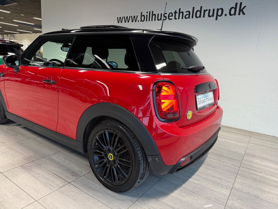 MINI Cooper SE Yours Trim 3d