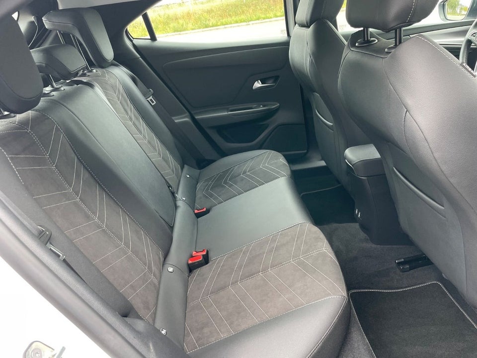 Opel Mokka-e 50 Elegance 5d