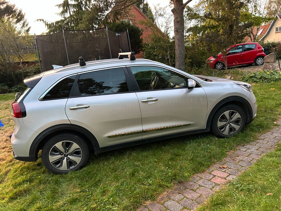 Kia Niro 1,6 PHEV Advance DCT 5d