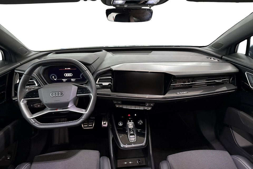 Audi Q4 e-tron 40 Attitude 5d